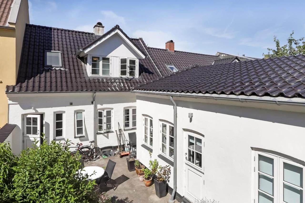 Professor Labri Apartments Odense Exterior foto